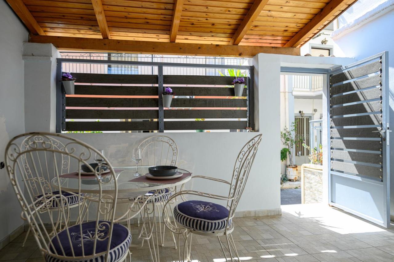 Zen Hut Apartment Каламата Екстериор снимка